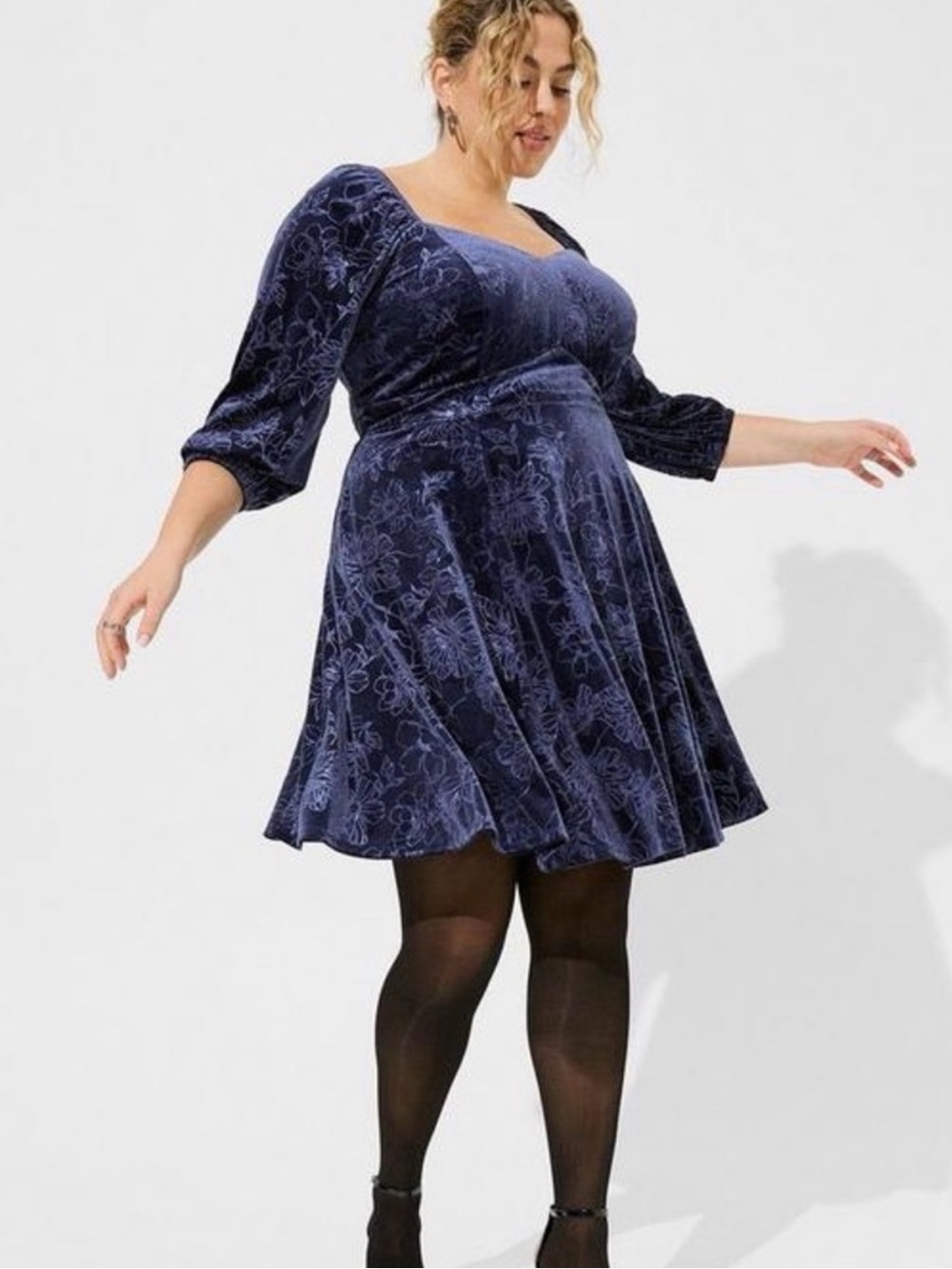 Torrid At The Knee Embossed Blue Velvet Floral Sweetheart Peplum Dress